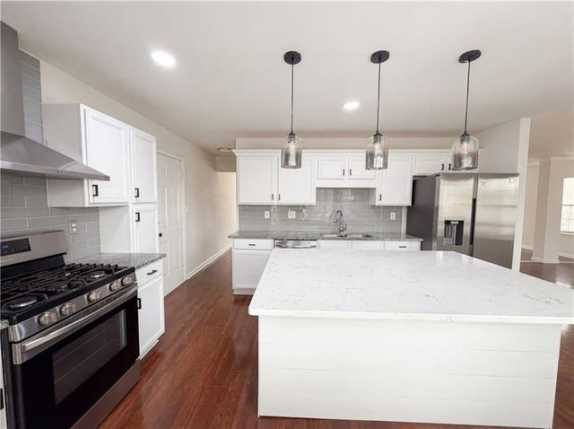 2575 Raindrop Court, Decatur, GA 30034