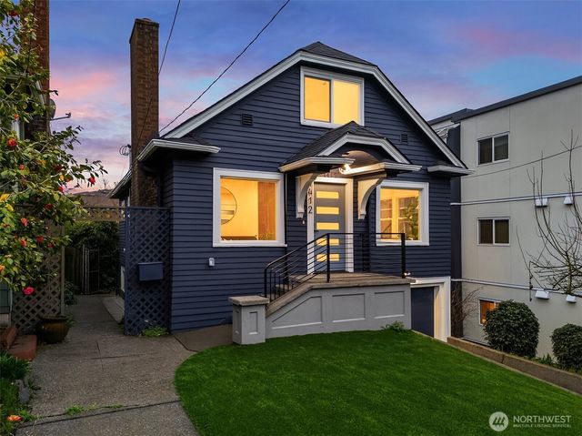 1412 Taylor Avenue N, Seattle, WA 98109