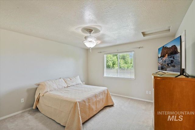 842 E Pluton, Kuna, ID 83634