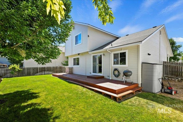842 E Pluton, Kuna, ID 83634