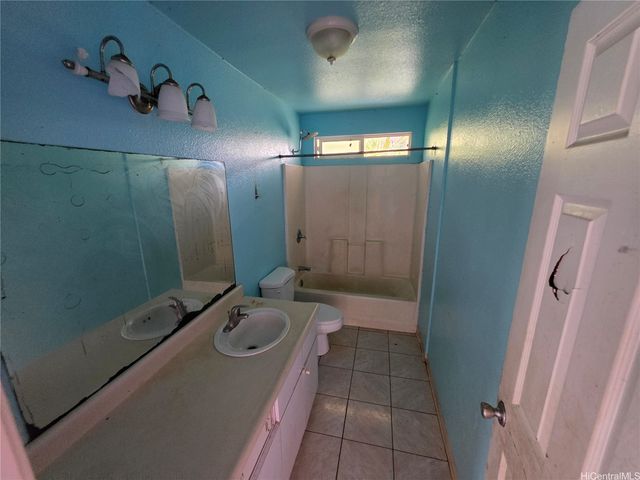 91-1176 Alanui Mauka Street, Ewa Beach, HI 96706