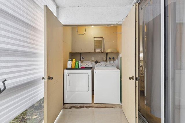 3141 NW 47th Terrace 124, Lauderdale Lakes, FL 33319