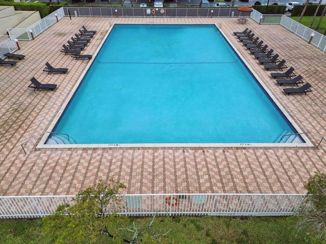 3141 NW 47th Terrace 124, Lauderdale Lakes, FL 33319