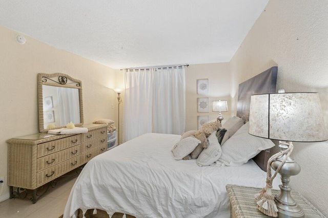 3141 NW 47th Terrace 124, Lauderdale Lakes, FL 33319