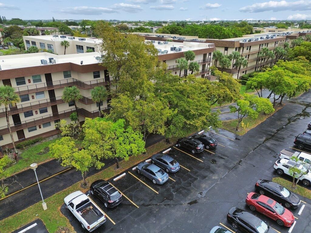 3141 NW 47th Terrace 124, Lauderdale Lakes, FL 33319
