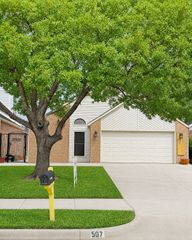 507 BRIARCLIFF, Garland, TX 75043
