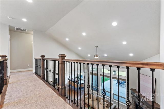 2560 N Hearthglow Pl, Eagle, ID 83616