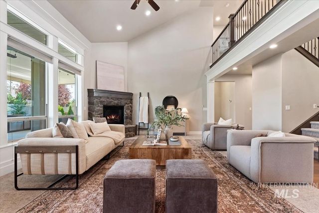 2560 N Hearthglow Pl, Eagle, ID 83616