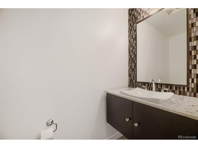 2001 Lincoln St 710, Denver, CO 80202