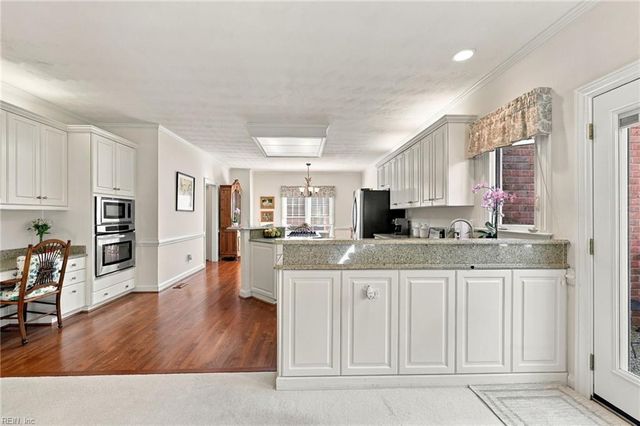 1519 Bordeaux PL, Norfolk, VA 23509