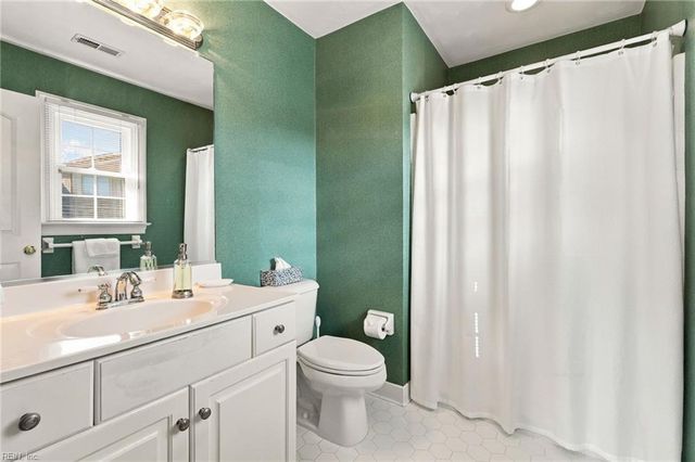 1519 Bordeaux PL, Norfolk, VA 23509