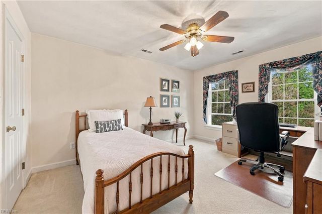 1519 Bordeaux PL, Norfolk, VA 23509