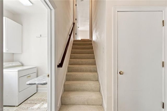 1519 Bordeaux PL, Norfolk, VA 23509