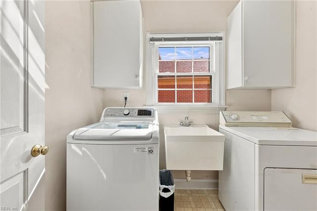 1519 Bordeaux PL, Norfolk, VA 23509
