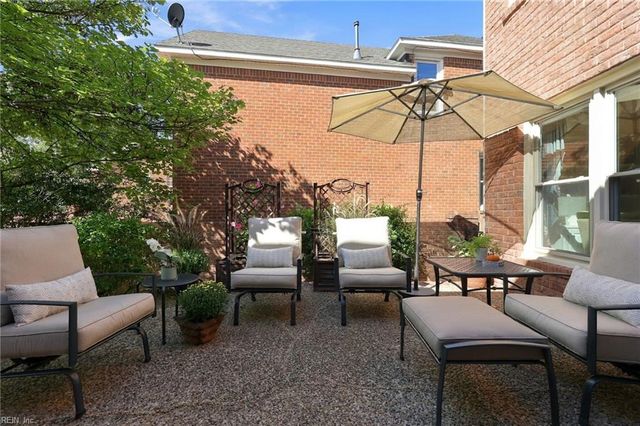 1519 Bordeaux PL, Norfolk, VA 23509