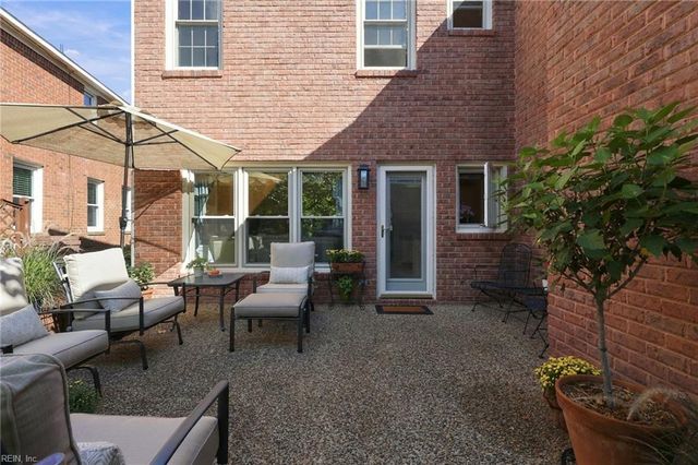 1519 Bordeaux PL, Norfolk, VA 23509