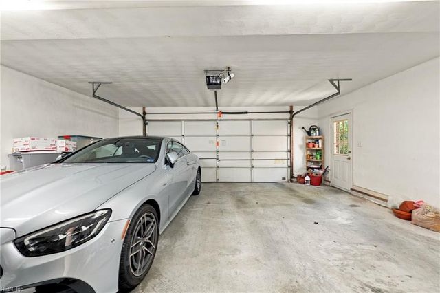 1519 Bordeaux PL, Norfolk, VA 23509