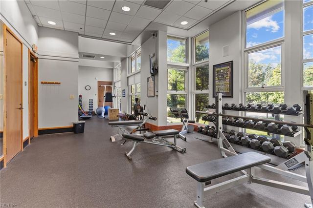 1519 Bordeaux PL, Norfolk, VA 23509