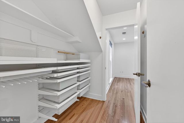 1605 APRICOT CT, Reston, VA 20190