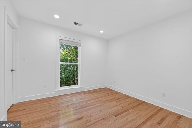 1605 APRICOT CT, Reston, VA 20190