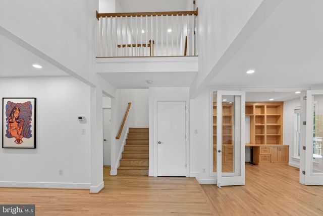 1605 APRICOT CT, Reston, VA 20190
