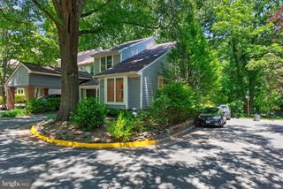 1605 APRICOT CT, Reston, VA 20190