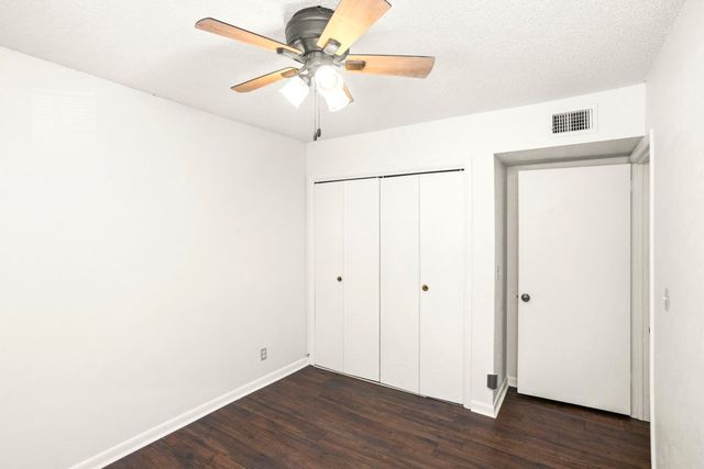 21 Vaughns Gap Rd Apt 16, Nashville, TN 37205