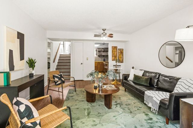 21 Vaughns Gap Rd Apt 16, Nashville, TN 37205