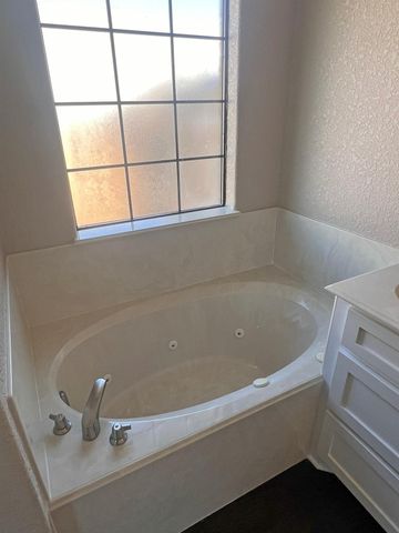 4804 Tarpon Drive, Bay City, TX 77414