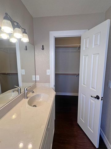 4804 Tarpon Drive, Bay City, TX 77414