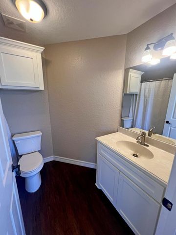 4804 Tarpon Drive, Bay City, TX 77414