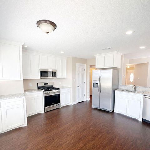 4804 Tarpon Drive, Bay City, TX 77414