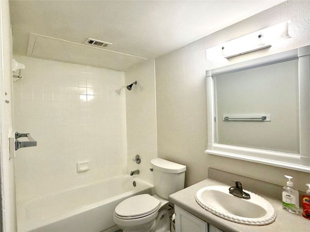 18333 Roehampton Drive 624, Dallas, TX 75252