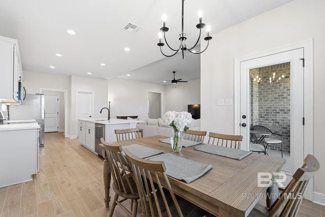 21716 Pine Knot Way, Foley, AL 36542