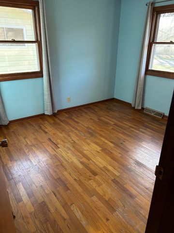 401 1st Avenue, Holland Twp, MI 49424