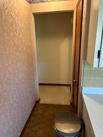 401 1st Avenue, Holland Twp, MI 49424