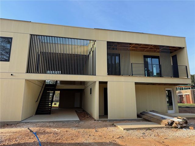 845 N Rupple Road, Fayetteville, AR 72704