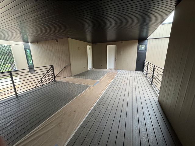 845 N Rupple Road, Fayetteville, AR 72704