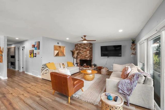 4636 Panorama Drive, La Mesa, CA 91941