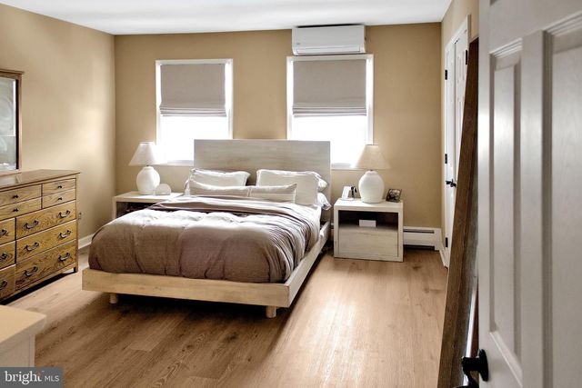 159 COLUMBIA AVE, Phoenixville, PA 19460