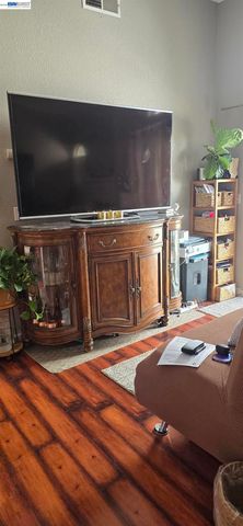 8109 Scalford Ct, Sacramento, CA 95829