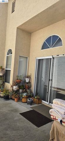 8109 Scalford Ct, Sacramento, CA 95829