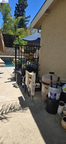 8109 Scalford Ct, Sacramento, CA 95829