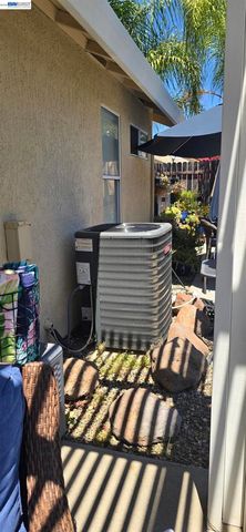 8109 Scalford Ct, Sacramento, CA 95829