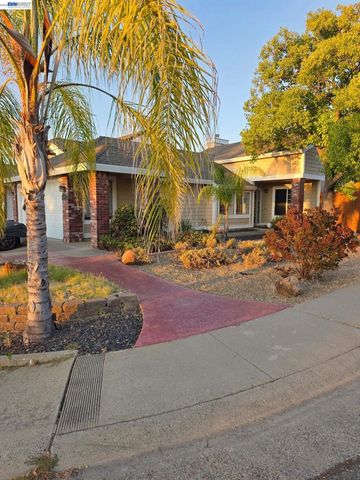 8109 Scalford Ct, Sacramento, CA 95829