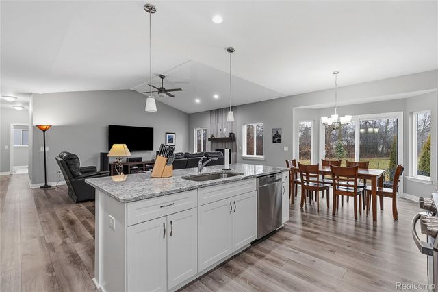 38557 Mountain Ash Court, Clinton Charter Township, MI 48036