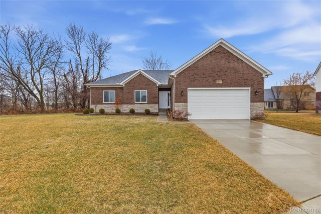 38557 Mountain Ash Court, Clinton Charter Township, MI 48036