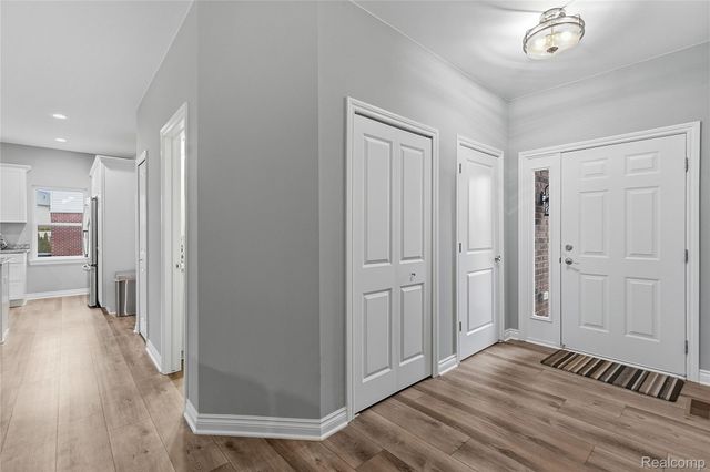 38557 Mountain Ash Court, Clinton Charter Township, MI 48036