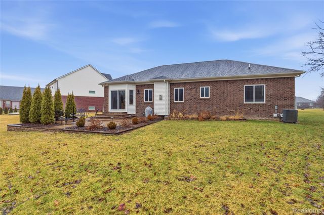 38557 Mountain Ash Court, Clinton Charter Township, MI 48036