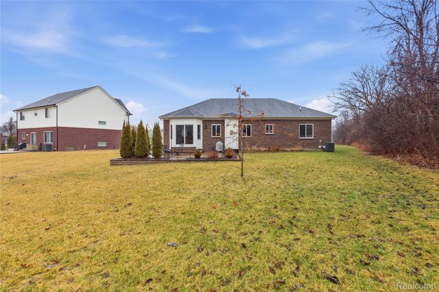 38557 Mountain Ash Court, Clinton Charter Township, MI 48036